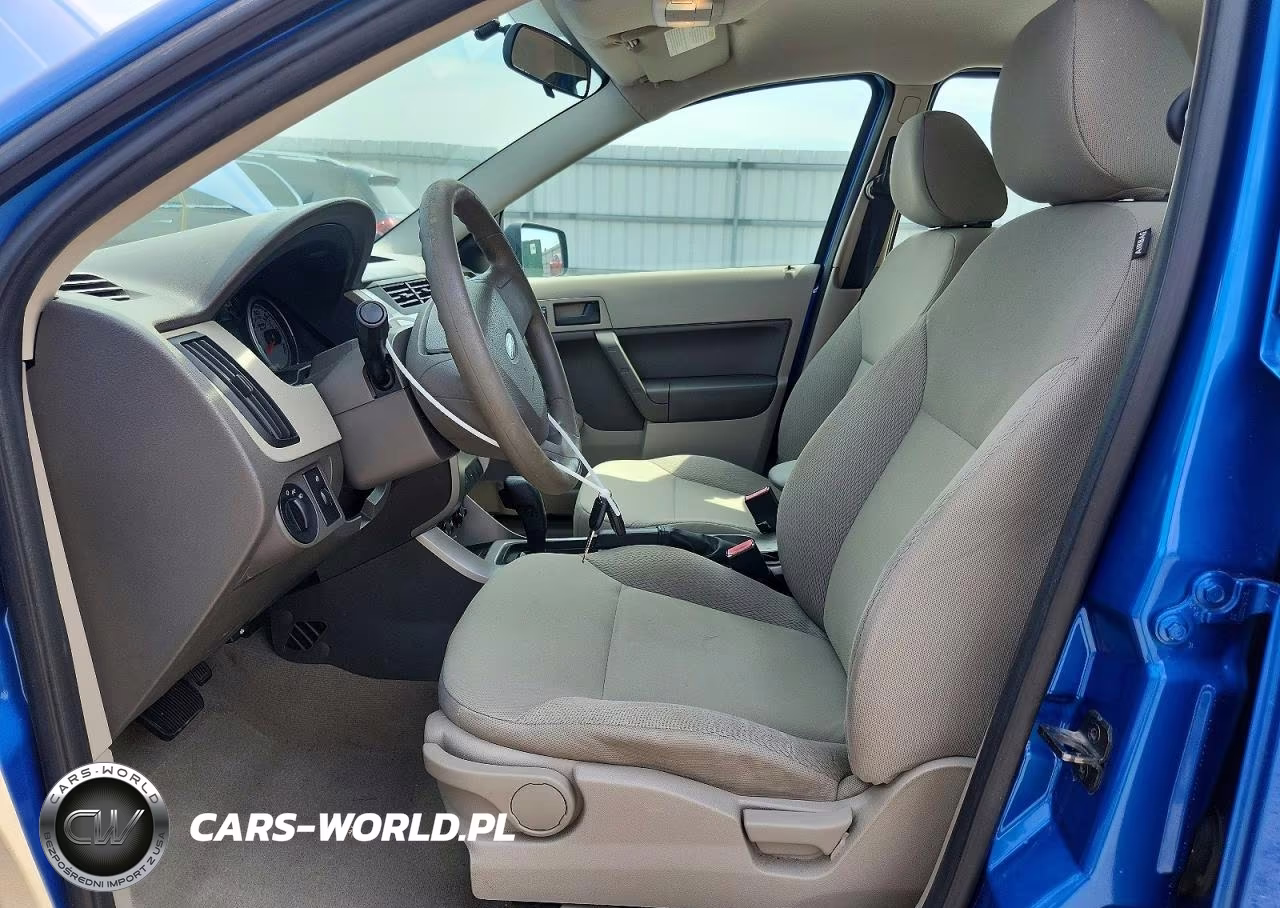 2010 Ford Focus S VIN:1FAHP3EN7AW164144 - 7