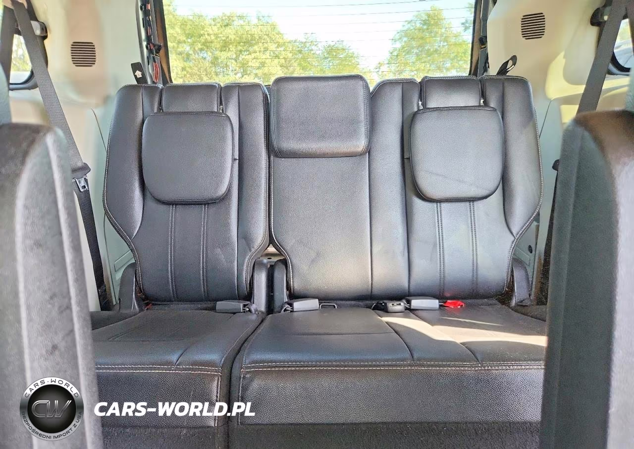 2014 Chrysler Town & Country Touring VIN:2C4RC1BG6ER454958 - 10