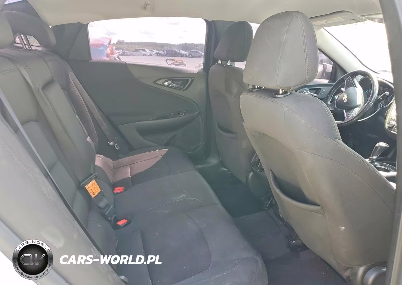 2018 Chevrolet Malibu Lt VIN:1G1ZD5ST3JF264031 - 10