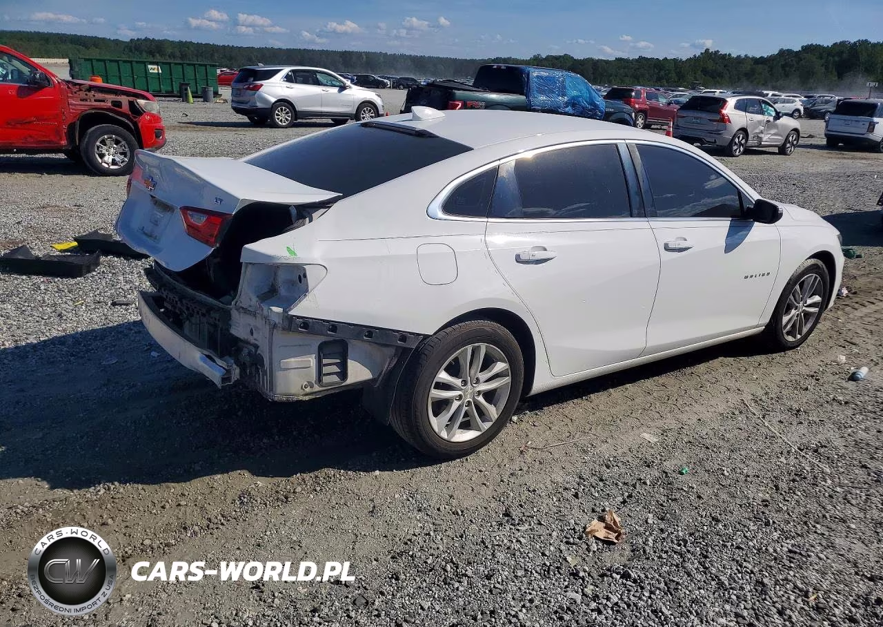 2018 Chevrolet Malibu Lt VIN:1G1ZD5ST3JF264031 - 3
