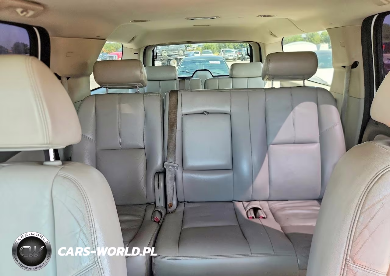 2008 Chevrolet Suburban C1500 Lt VIN:1GNFC16048R137195 - 10