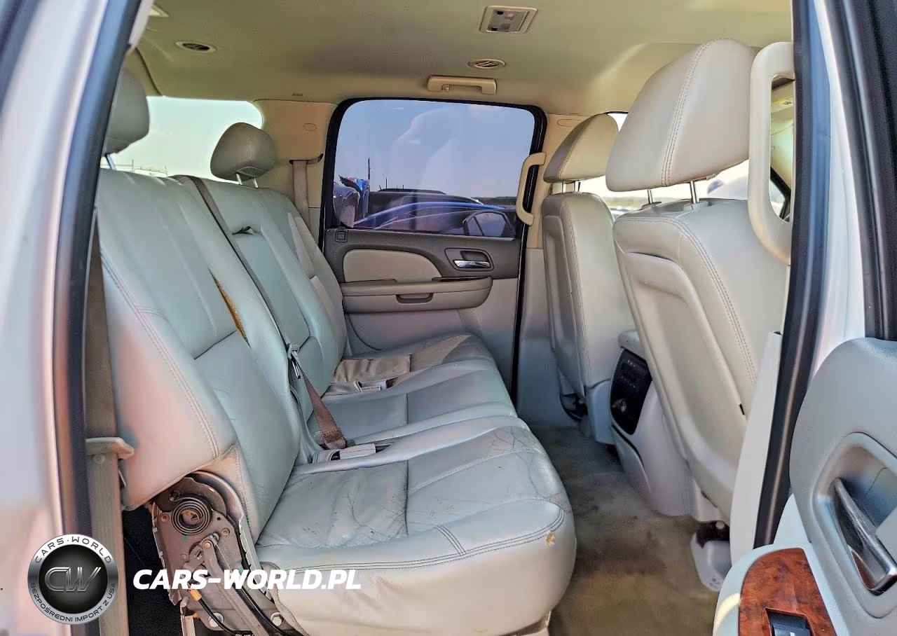 2008 Chevrolet Suburban C1500 Lt VIN:1GNFC16048R137195 - 11