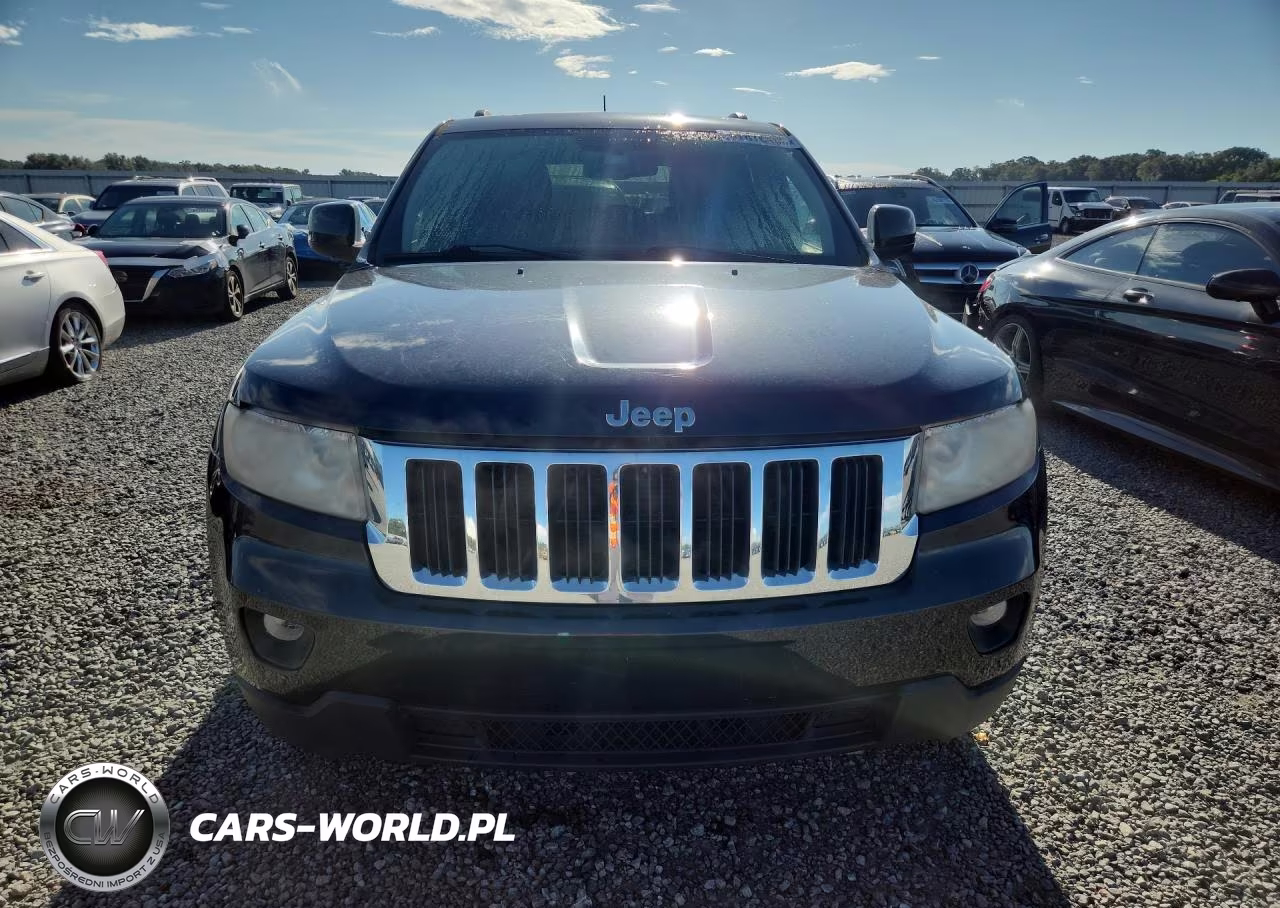 2012 Jeep Grand Cherokee Laredo VIN:1C4RJEAG3CC206347 - 5