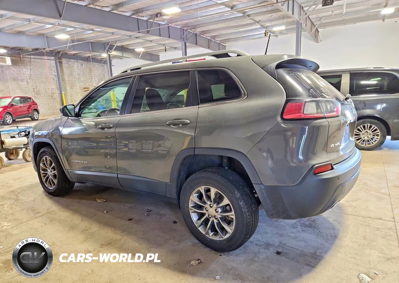 2019 Jeep Cherokee Latitude Plus VIN:1C4PJMLX1KD421989 - 2
