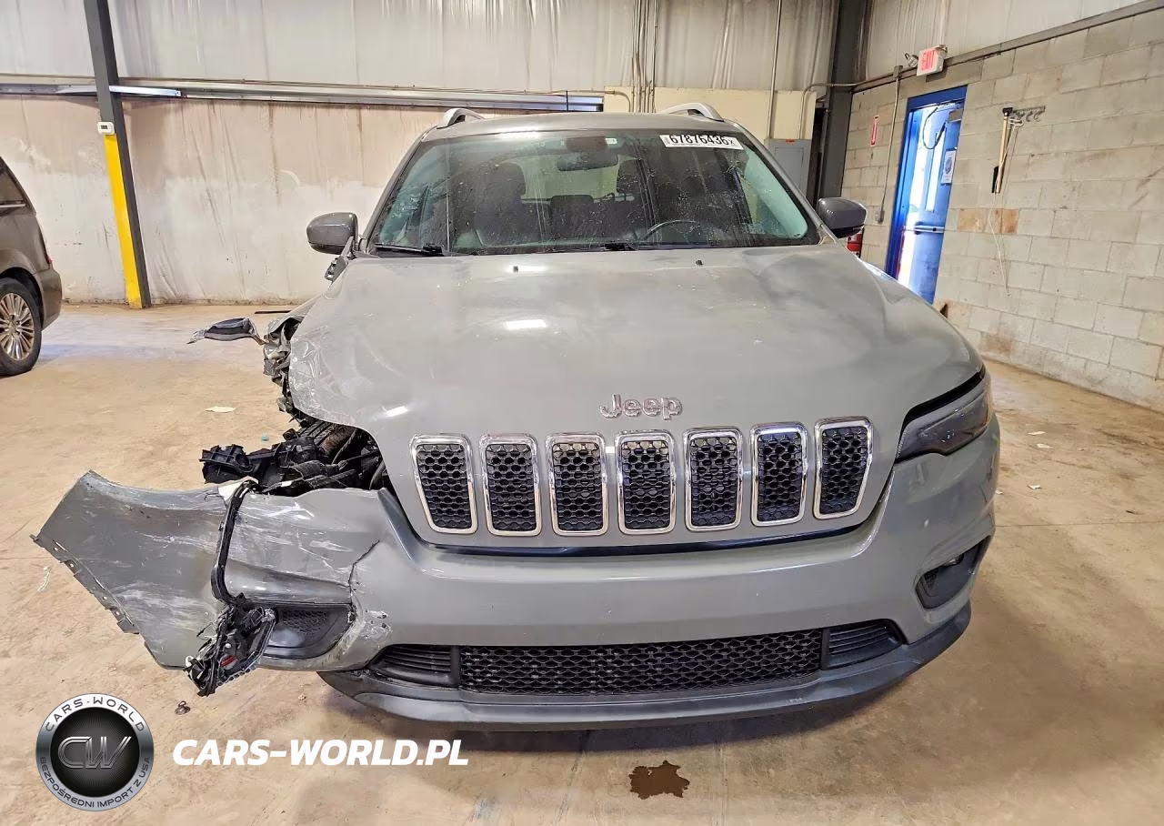 2019 Jeep Cherokee Latitude Plus VIN:1C4PJMLX1KD421989 - 5
