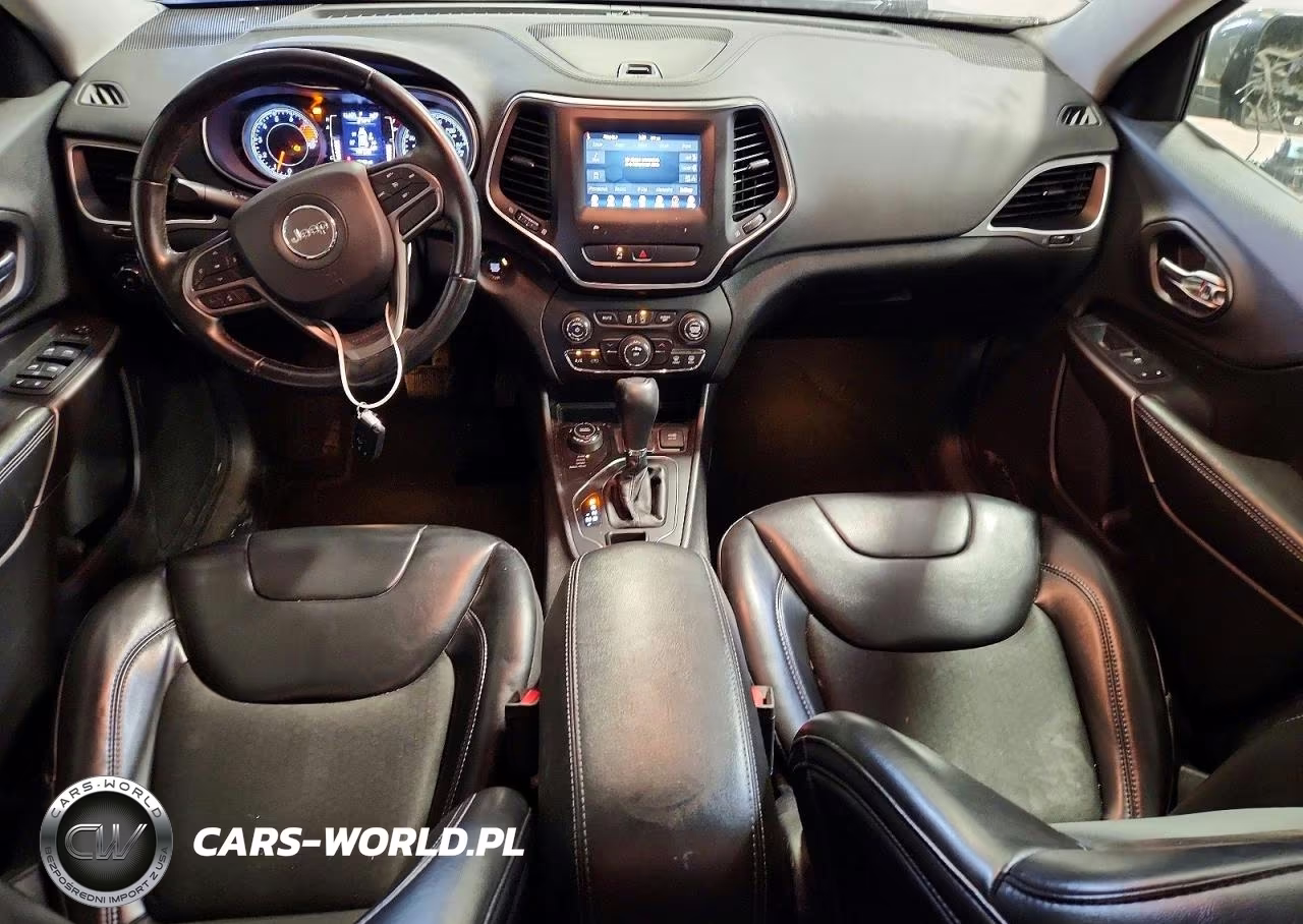 2019 Jeep Cherokee Latitude Plus VIN:1C4PJMLX1KD421989 - 8