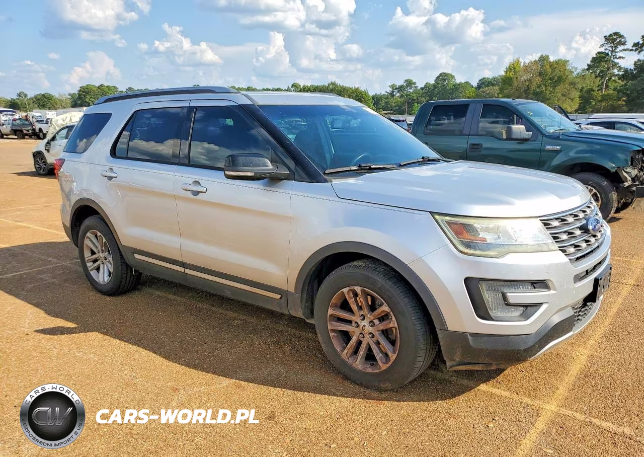 2016 Ford Explorer Xlt VIN:1FM5K7D88GGB33529 - 4