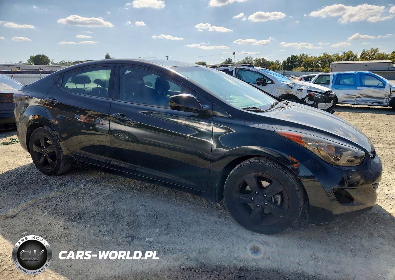 2013 Hyundai Elantra Gls VIN:KMHDH4AE1DU847874 - 4