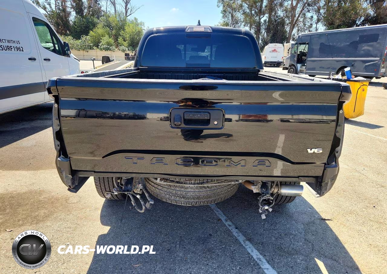 2018 Toyota Tacoma Trd Sport VIN:3TMBZ5DN1JM013484 - 6