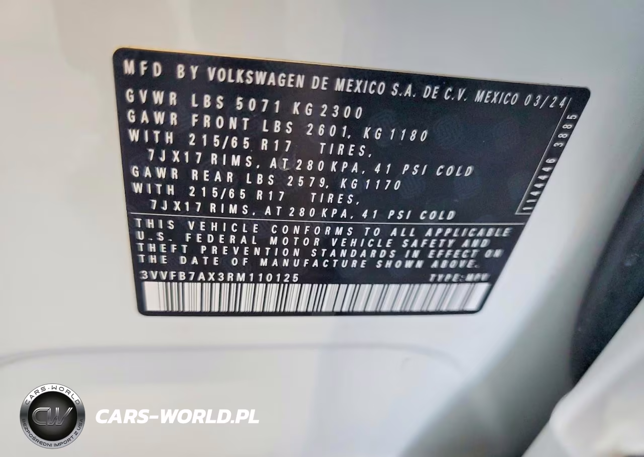 2016 Volkswagen Tiguan S VIN:3VVFB7AX3RM110125 - 13