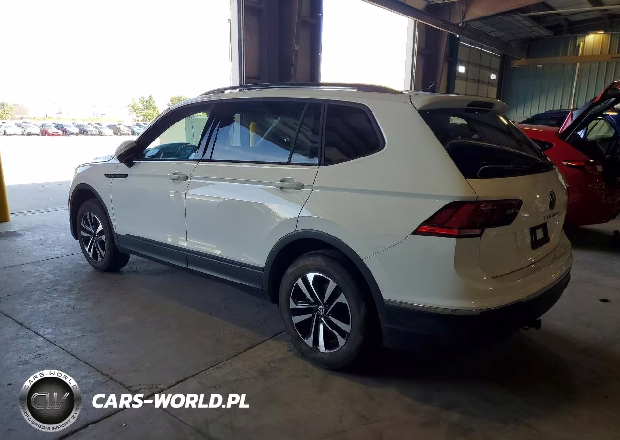 2016 Volkswagen Tiguan S VIN:3VVFB7AX3RM110125 - 2