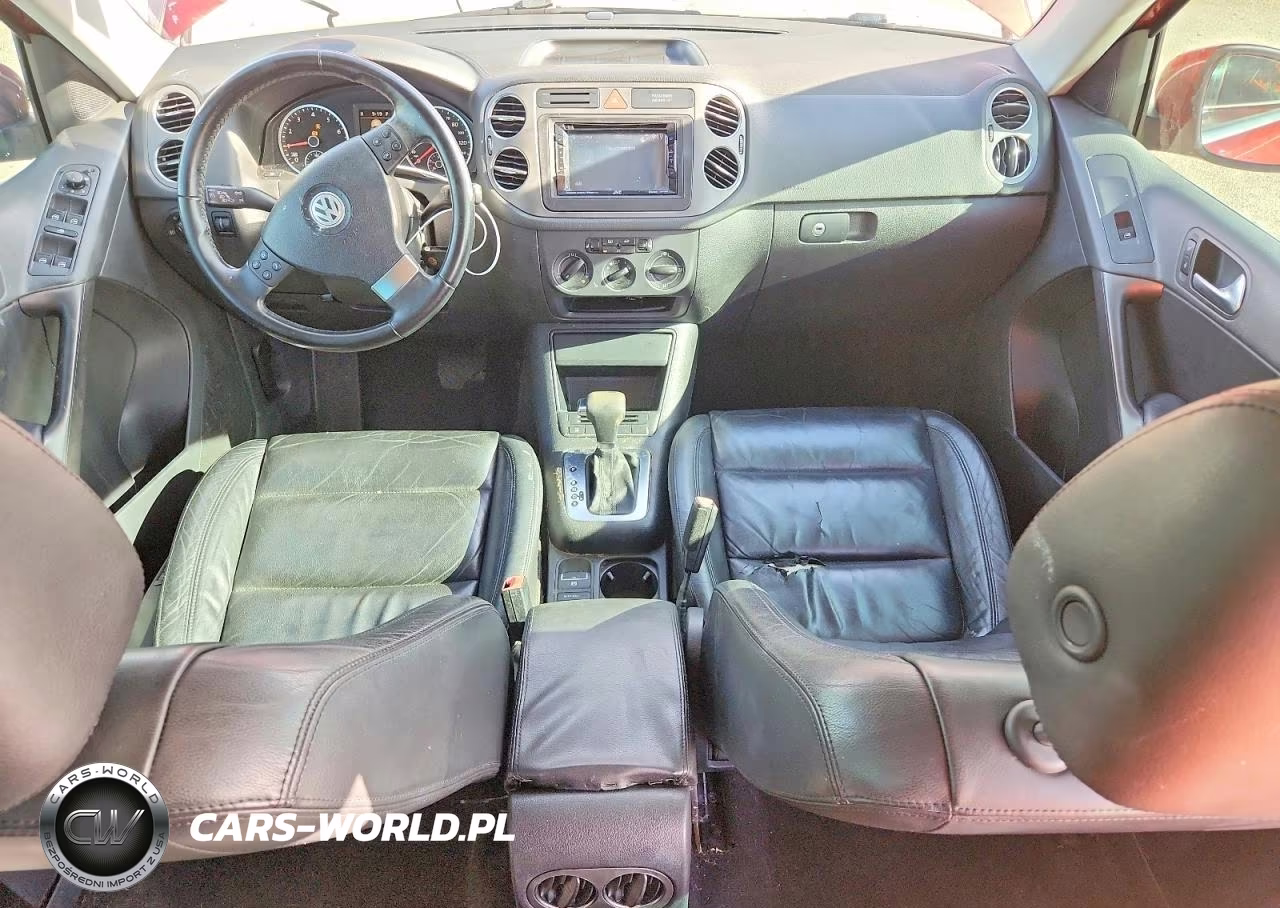 2010 Volkswagen Tiguan S VIN:WVGAV7AX4AW508802 - 8