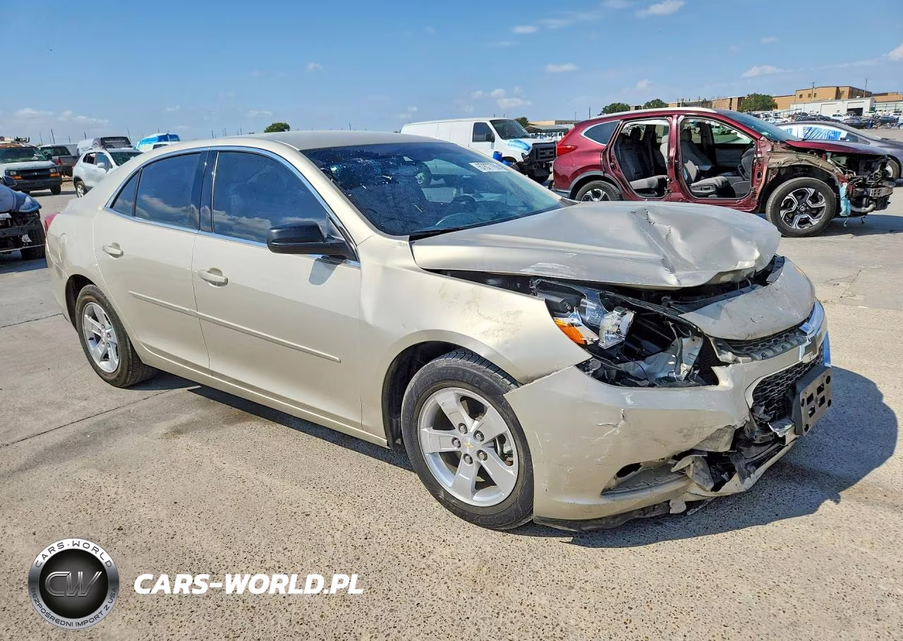 2015 Chevrolet Malibu Ls VIN:1G11B5SL4FF259494 - 4