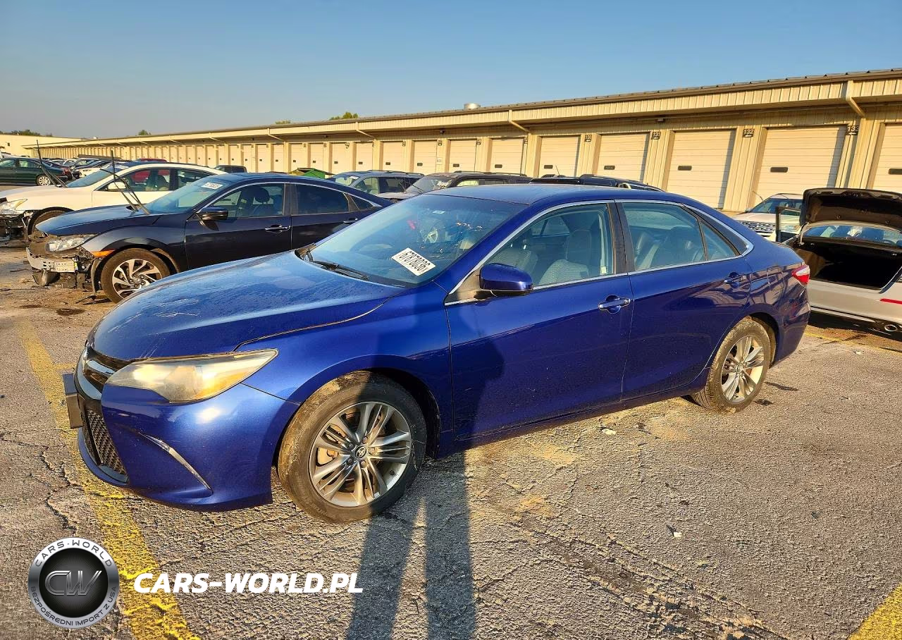2015 Toyota Camry Se – zdjęcie 1 z 12