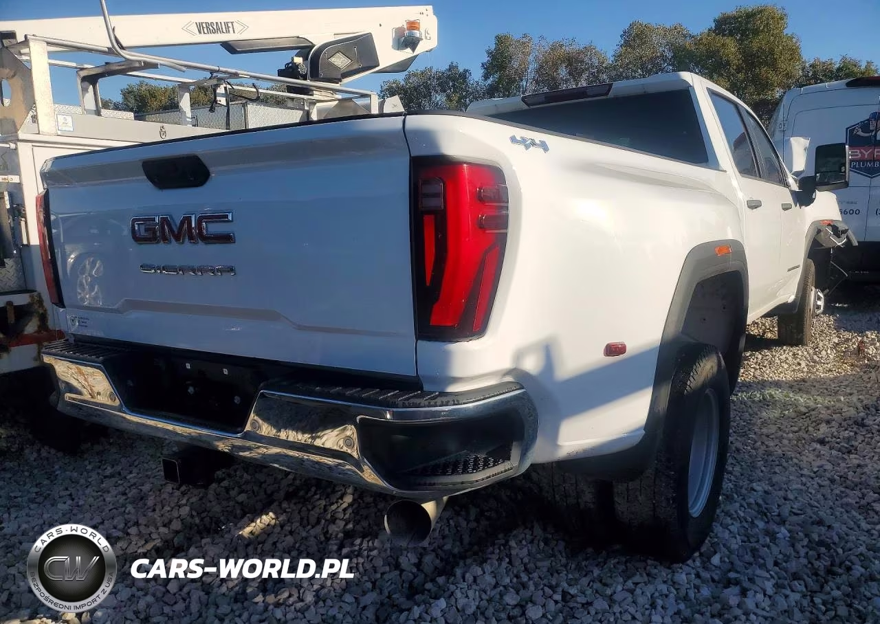 2024 GMC Sierra K3500 VIN:1GT49SEY4RF208829 - 3