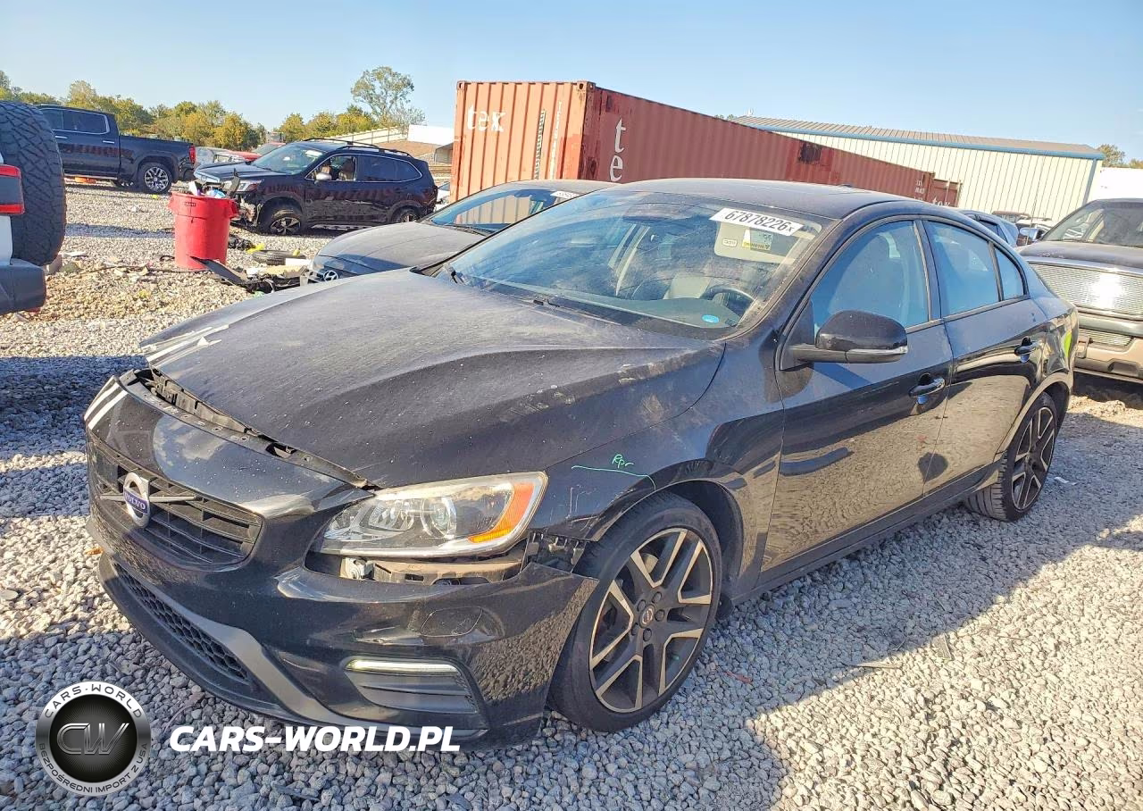 2017 Volvo S60 VIN:YV126MFL2H2437878 - 1