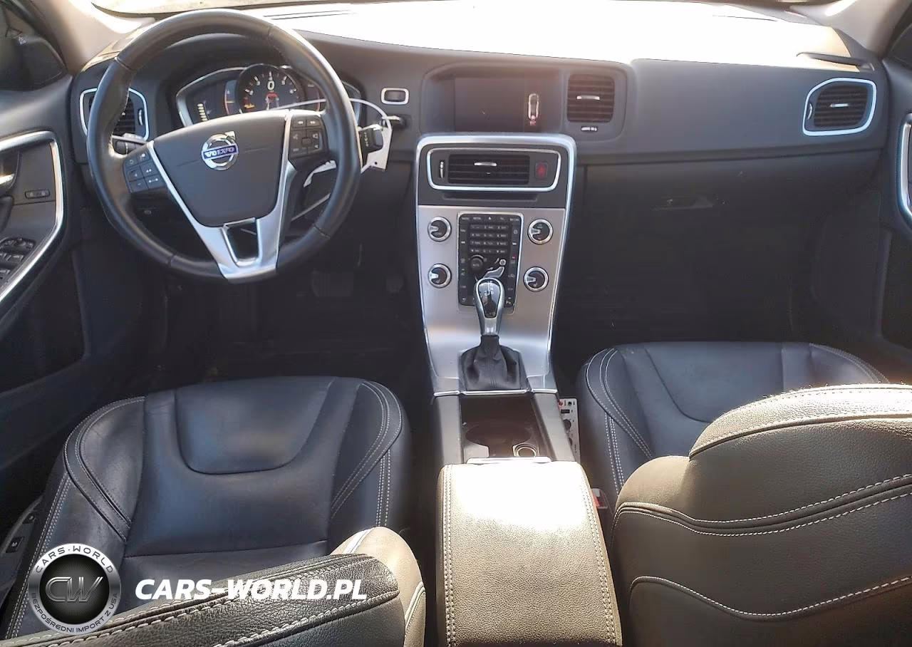 2017 Volvo S60 VIN:YV126MFL2H2437878 - 8