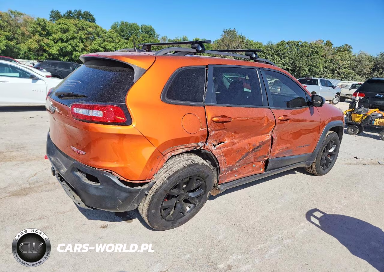 2016 Jeep Cherokee Trailhawk VIN:1C4PJMBS4GW309608 - 3