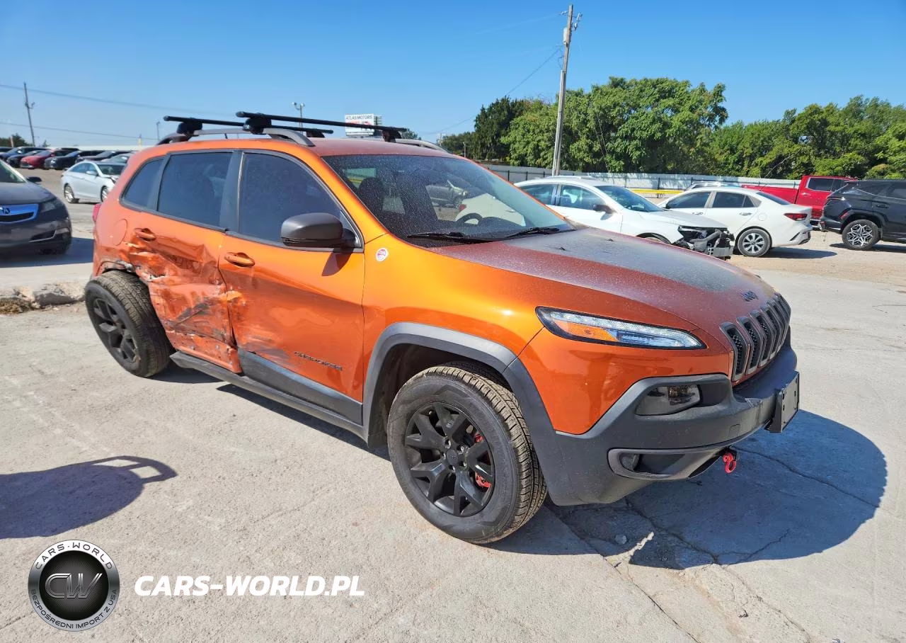2016 Jeep Cherokee Trailhawk VIN:1C4PJMBS4GW309608 - 4