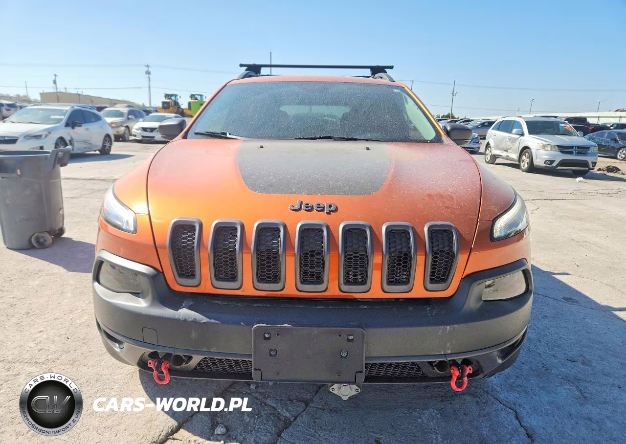 2016 Jeep Cherokee Trailhawk VIN:1C4PJMBS4GW309608 - 5