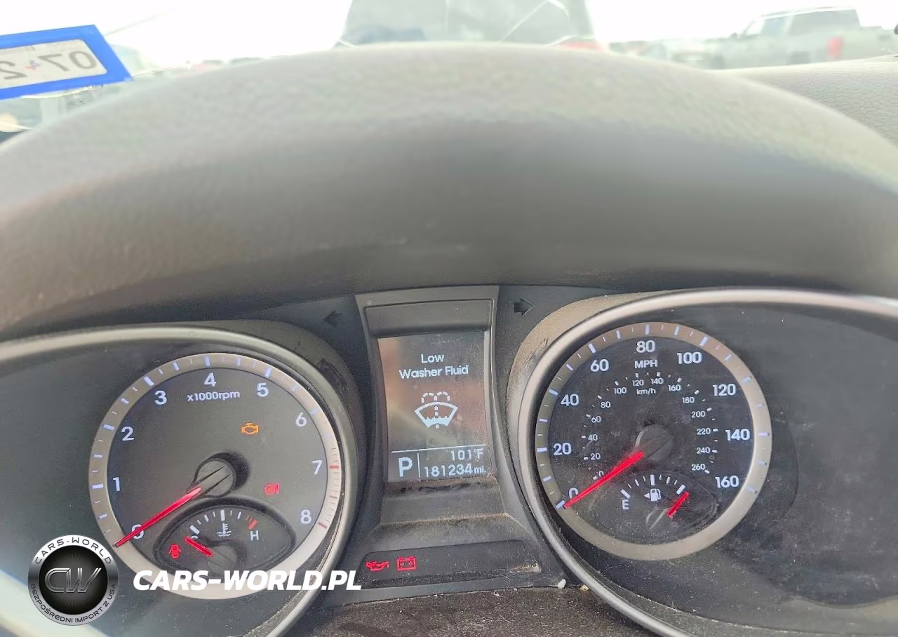 2013 Hyundai Santa Fe Sport 2.4L VIN:5XYZU3LB6DG100209 - 9