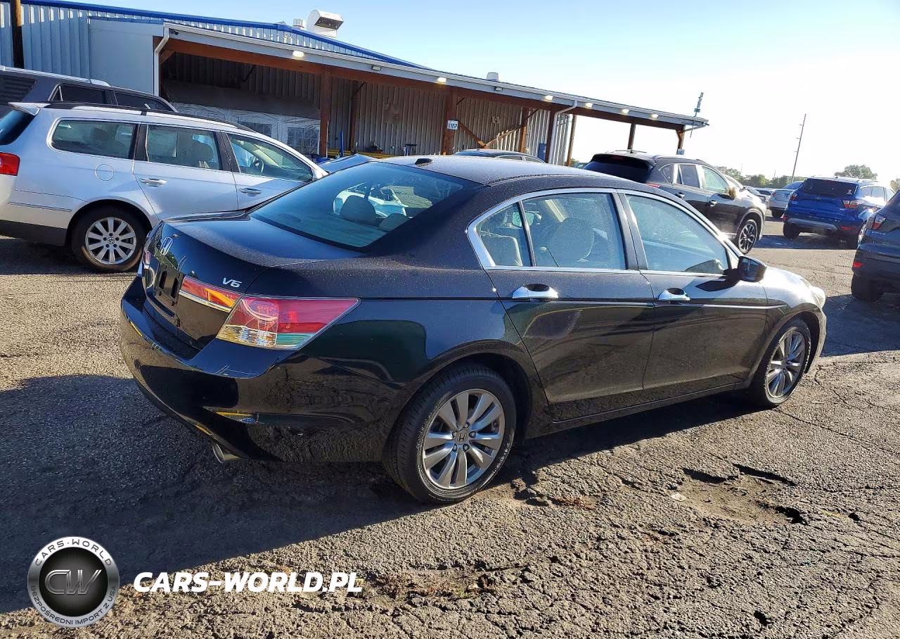 2011 Honda Accord Exl VIN:1HGCP3F84BA019110 - 3