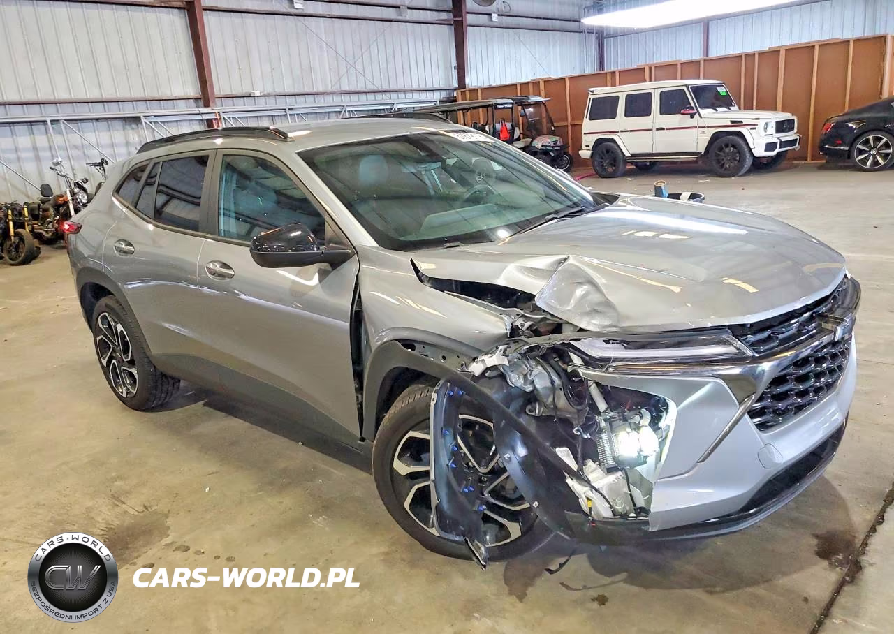 2025 Chevrolet Trax 2Rs VIN:KL77LJEP4SC254827 - 4