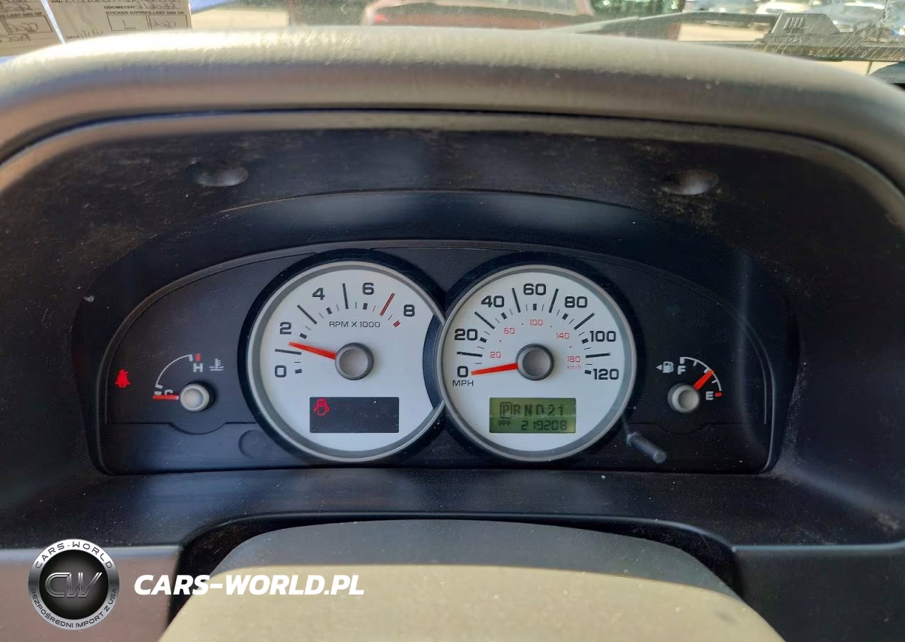 2005 Ford Escape Xlt VIN:1FMYU03175KA24721 - 9