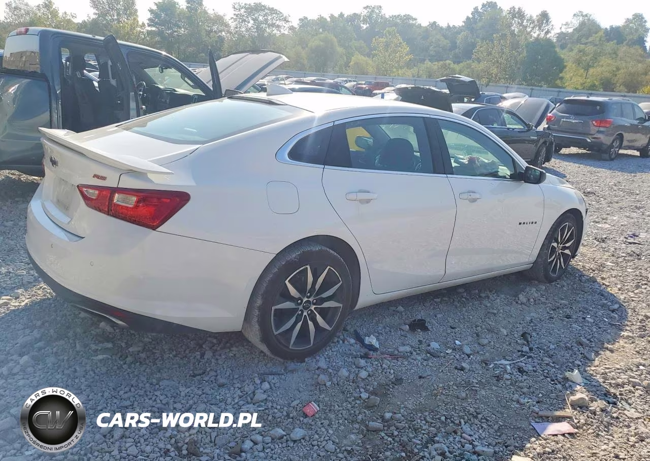 2021 Chevrolet Malibu Rs VIN:1G1ZG5ST3MF062463 - 3