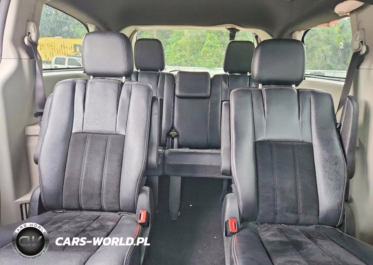 2017 Dodge Grand Caravan Sxt VIN:2C4RDGCG6HR824373 - 10