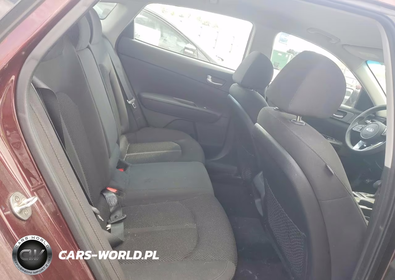 2019 Kia Optima Lx VIN:5XXGT4L34KG337193 - 10