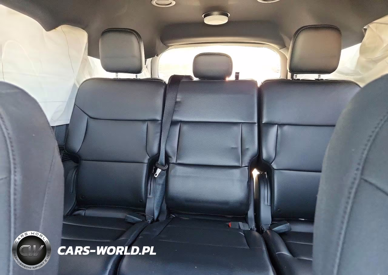 2025 Ford Explorer Police Interceptor VIN:1FM5K8ABXSGC51466 - 10