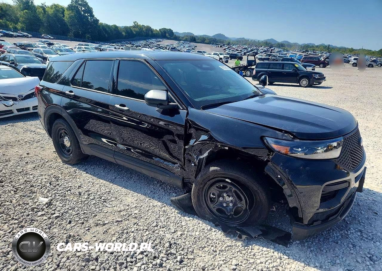 2025 Ford Explorer Police Interceptor VIN:1FM5K8ABXSGC51466 - 4