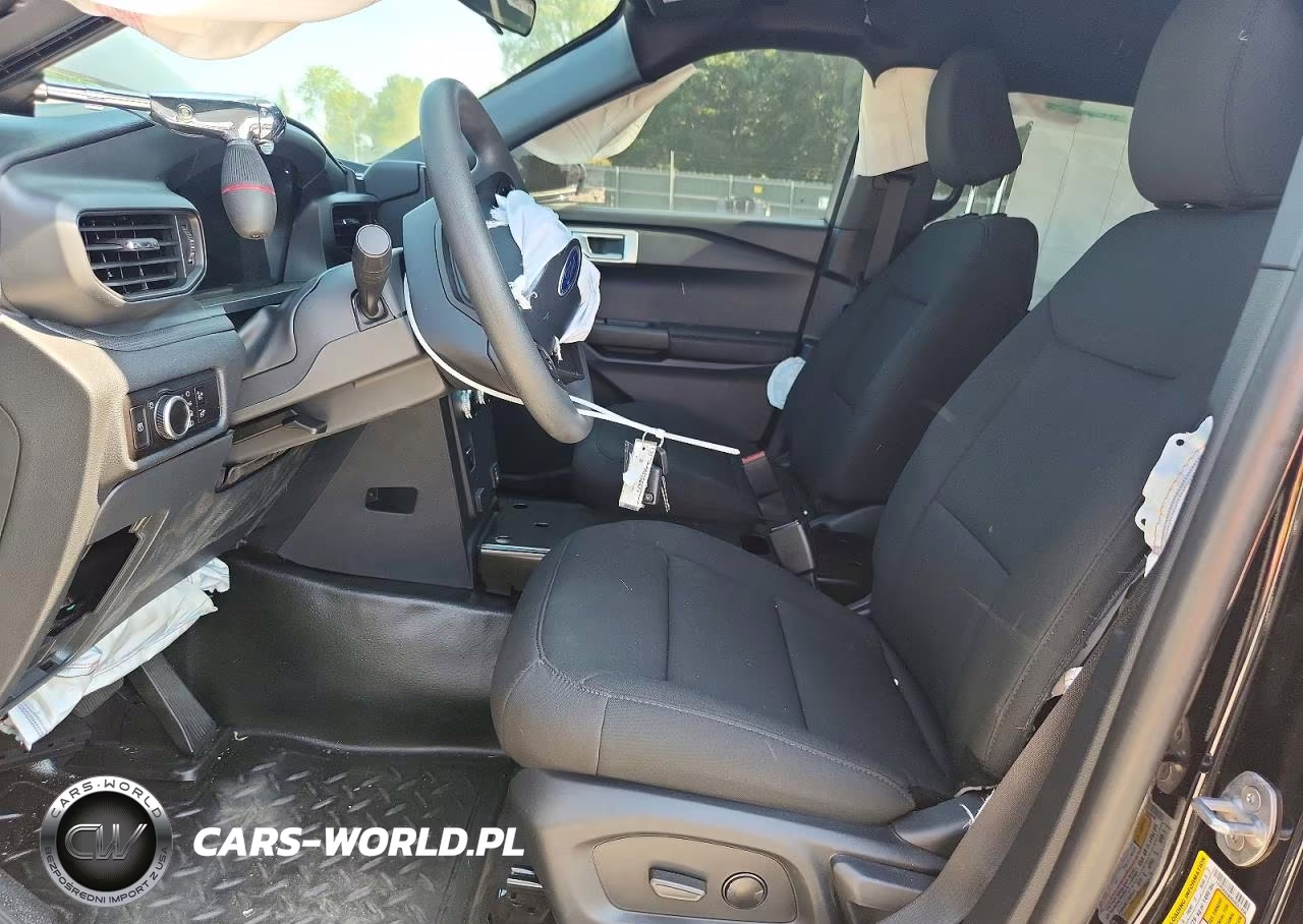 2025 Ford Explorer Police Interceptor VIN:1FM5K8ABXSGC51466 - 7