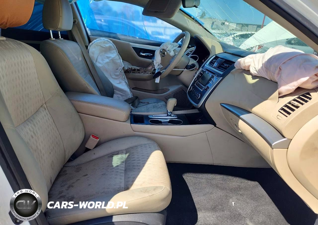 2017 Nissan Altima 2.5 S VIN:1N4AL3AP2HC125252 - 7