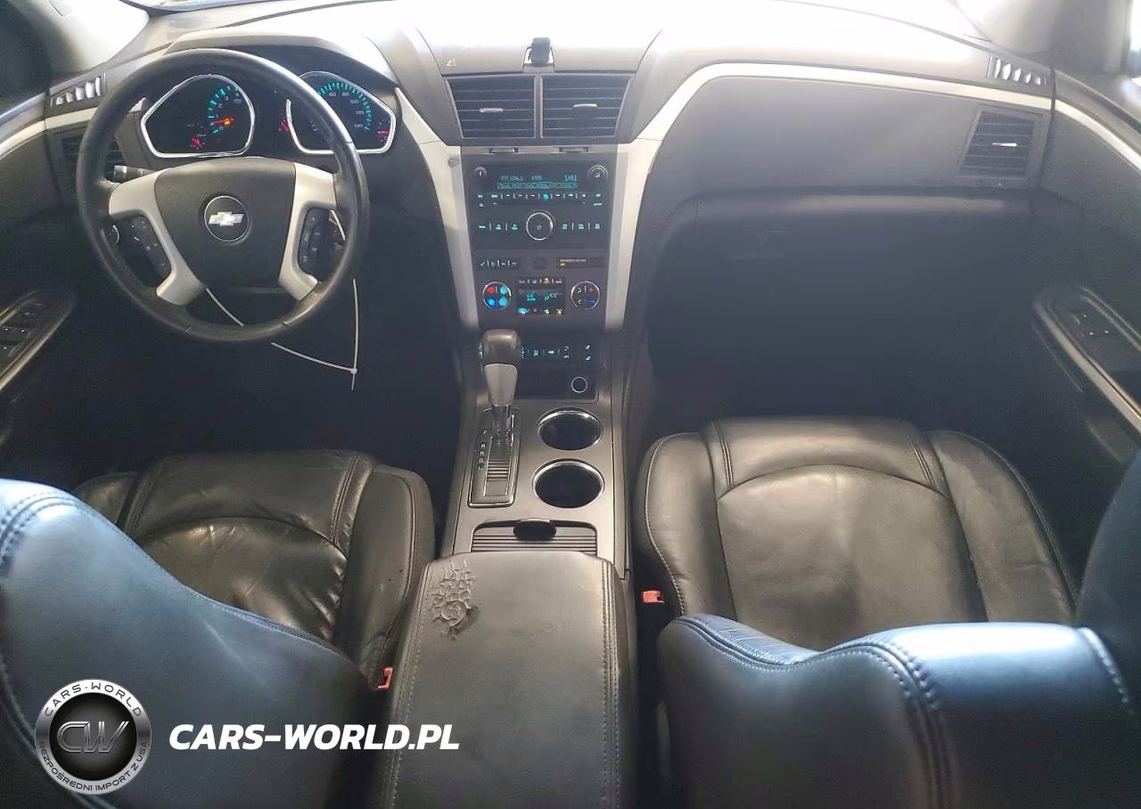 2018 Chevrolet Traverse Premier VIN:1GNKVJED8CJ246635 - 8