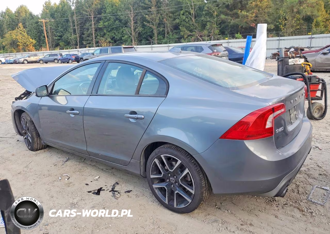 2017 Volvo S60 VIN:YV126MFL0H2438625 - 2