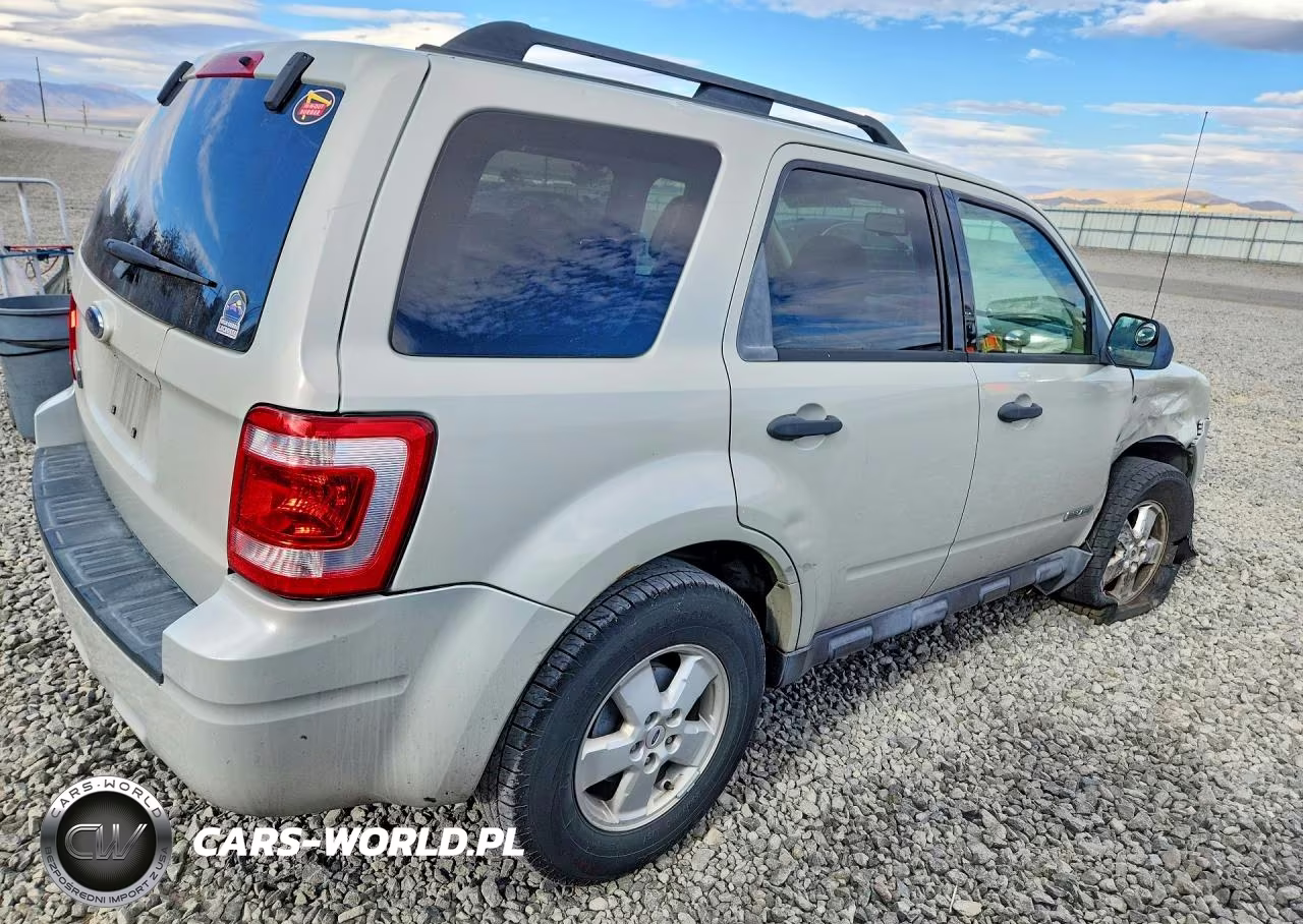 2008 Ford Escape Xlt VIN:1FMCU03178KD05982 - 3