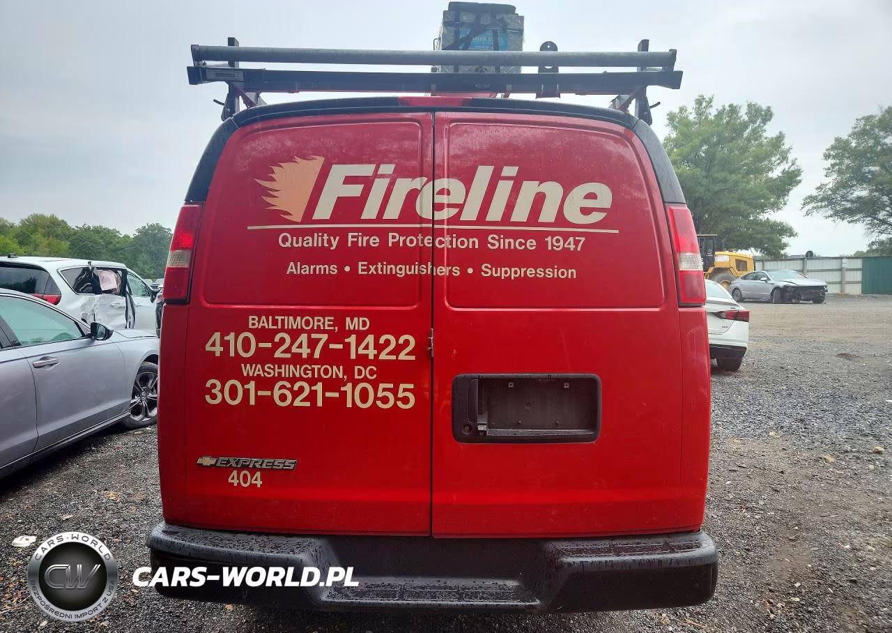 2018 Chevrolet Express G3500 VIN:1GCZGGFG2J1175961 - 6
