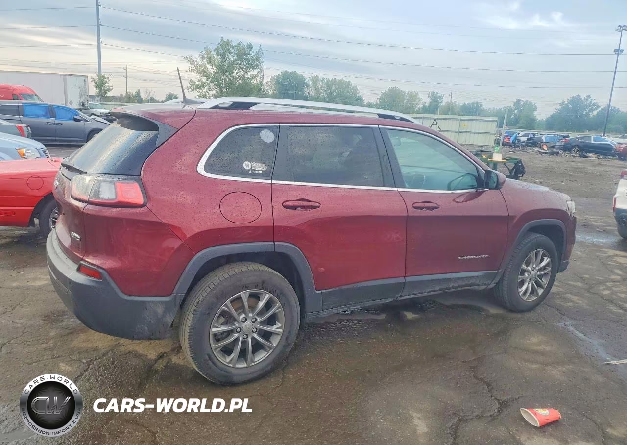2020 Jeep Cherokee Latitude Plus VIN:1C4PJMLB0LD588706 - 3