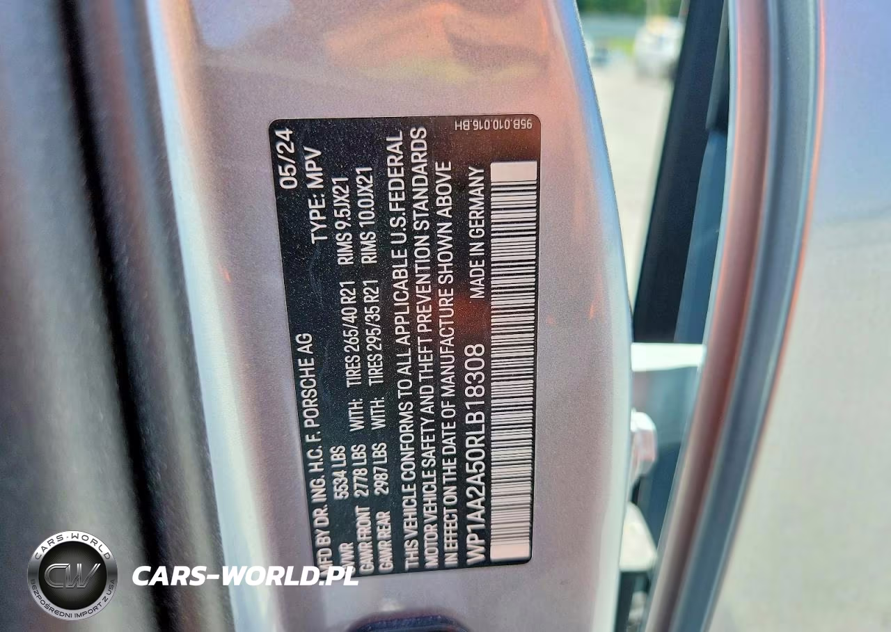 2024 Porsche Macan Base VIN:WP1AA2A50RLB18308 - 13