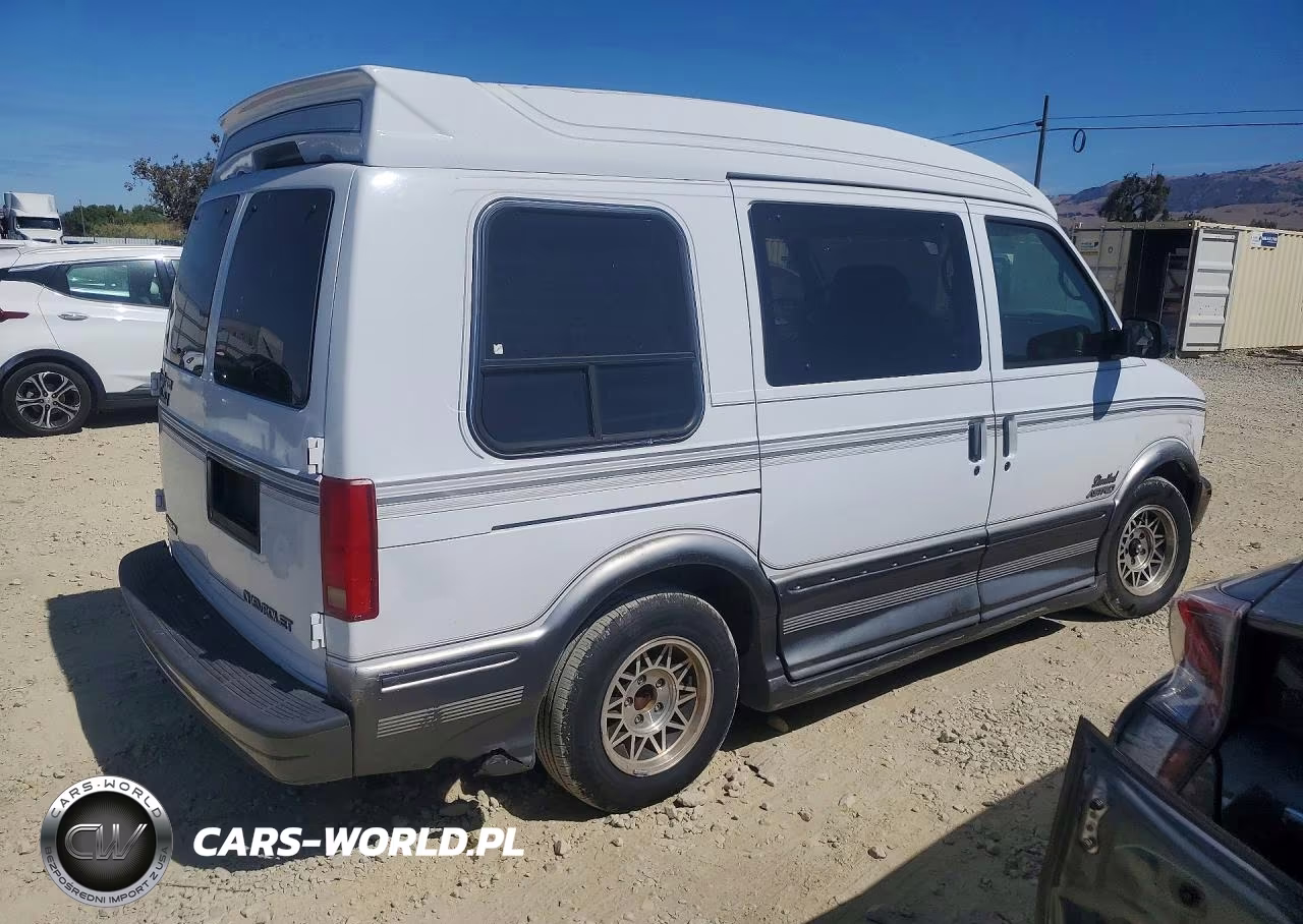 1998 Chevrolet Astro VIN:1GBDM19W8WB111769 - 3