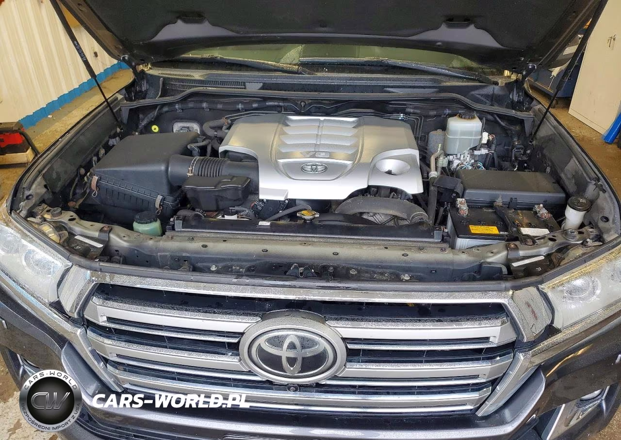 2016 Toyota Land Cruiser Base VIN:JTMCY7AJ3G4047645 - 12