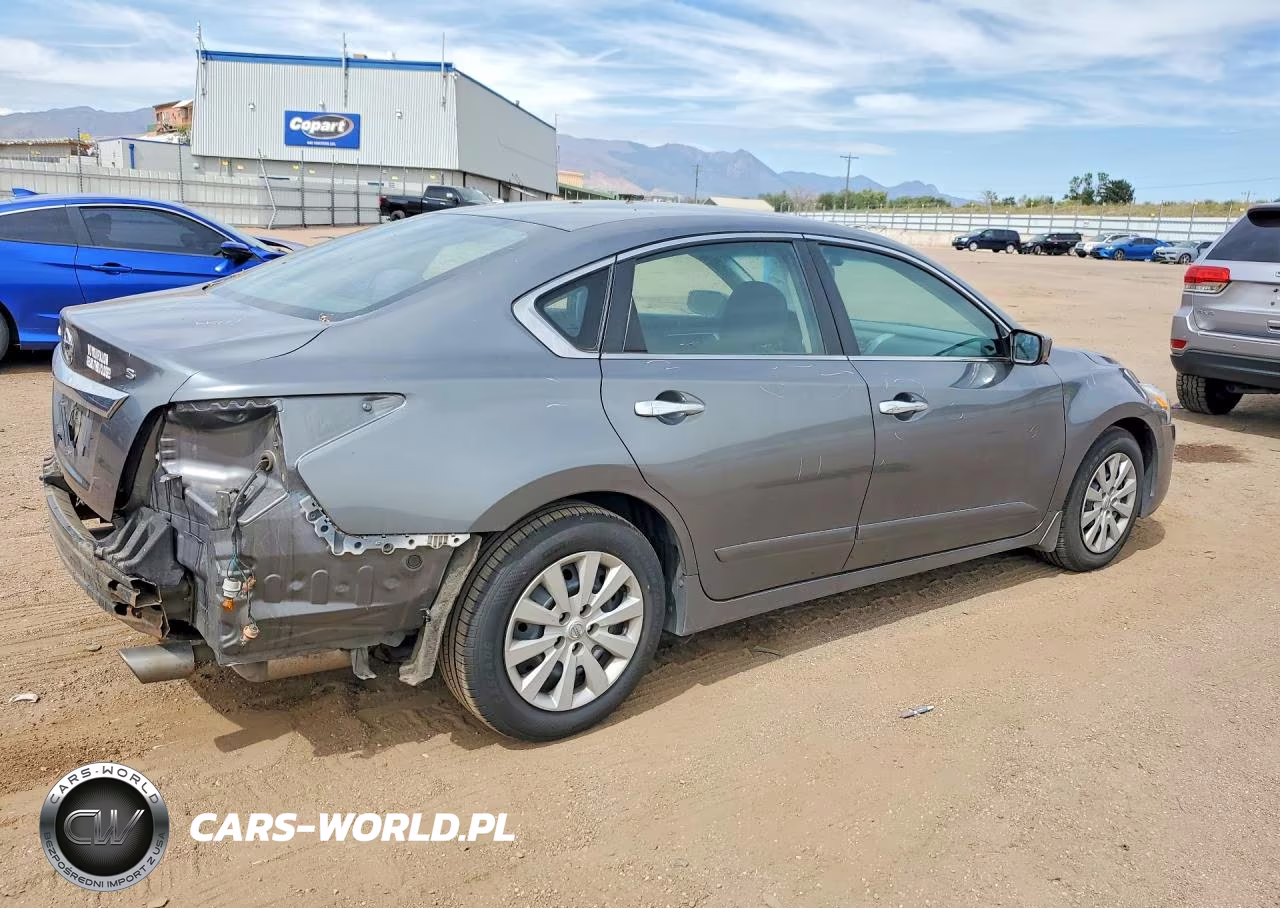 2015 Nissan Altima 2.5 S VIN:1N4AL3AP2FC124566 - 3