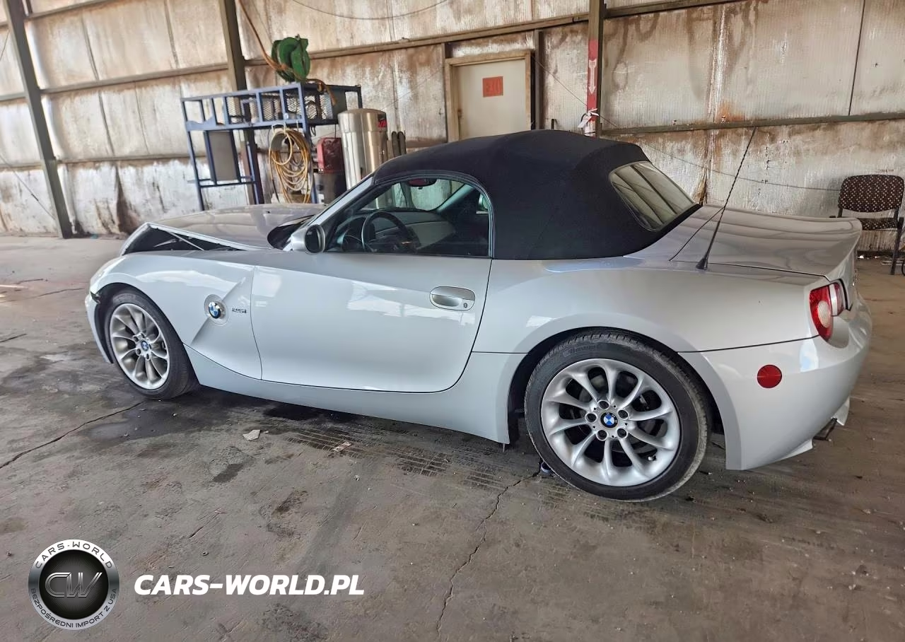 2005 BMW Z4 2.5 VIN:4USBT33525LS55368 - 2