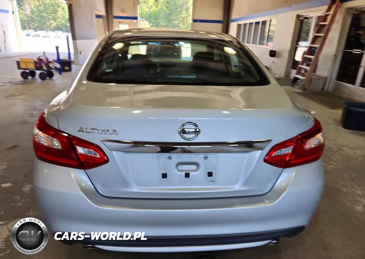 2017 Nissan Altima 2.5 S VIN:1N4AL3AP7HN315018 - 6