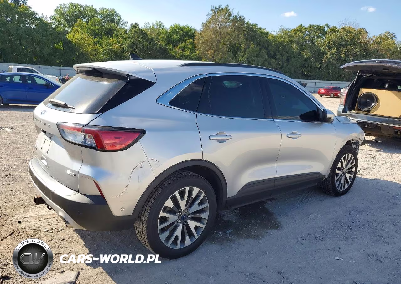 2020 Ford Escape Titanium VIN:1FMCU9J96LUB45443 - 3