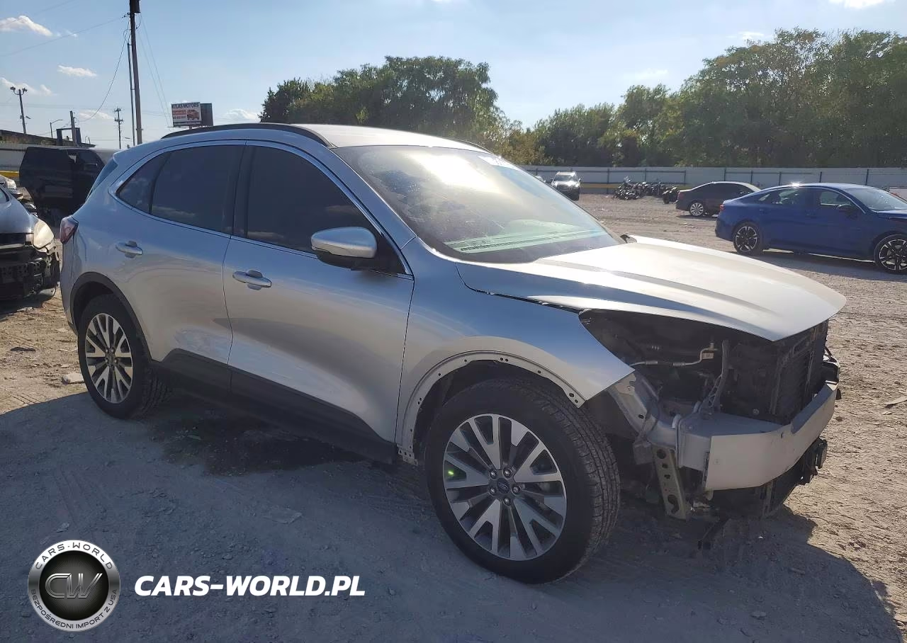 2020 Ford Escape Titanium VIN:1FMCU9J96LUB45443 - 4