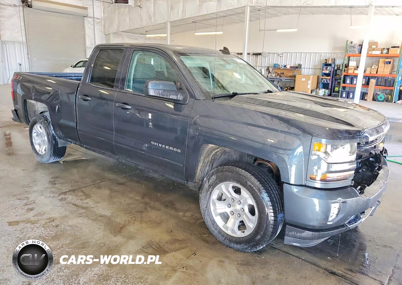 2018 Chevrolet Silverado K1500 Lt VIN:1GCVKREC6JZ181982 - 4