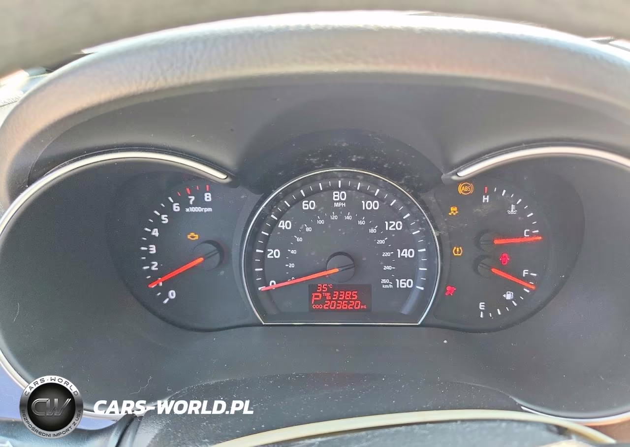 2015 Kia Sorento Lx VIN:5XYKT3A63FG555693 - 9